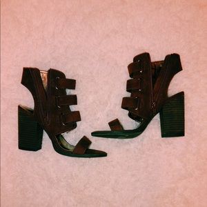 brown heals (gold inside)